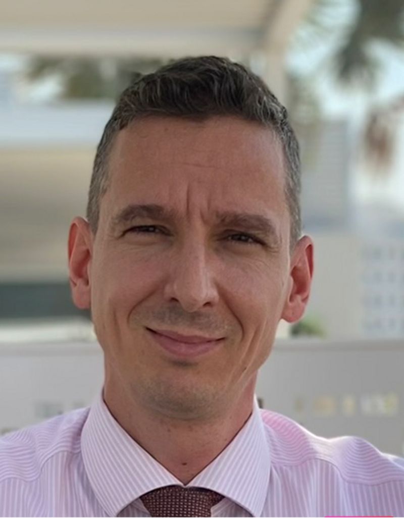 Bence Balázs szerző profilképe