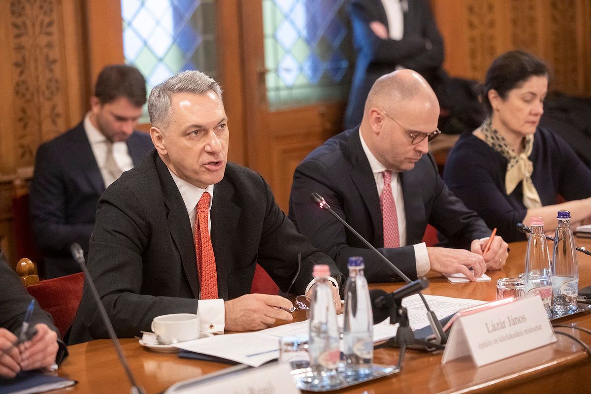 Budapest–Belgrád vasútvonal: Lázár János elárulta a pontos dátumot, mikor indul meg a közlekedés – csak kevesen tudják, mekkora változás lesz a menetrendbe