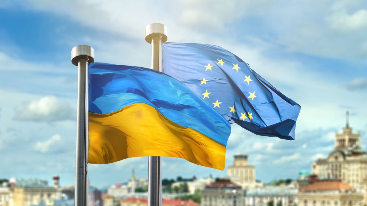 ukrajna eu zászló, uniós zászló, ukrajna zászló orosz vagyon