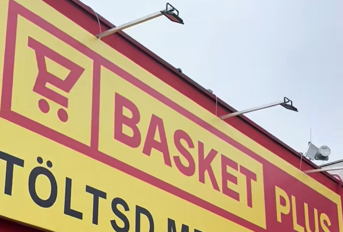 mere Máris lerohanták a magyarok az első Basket plusz boltot 