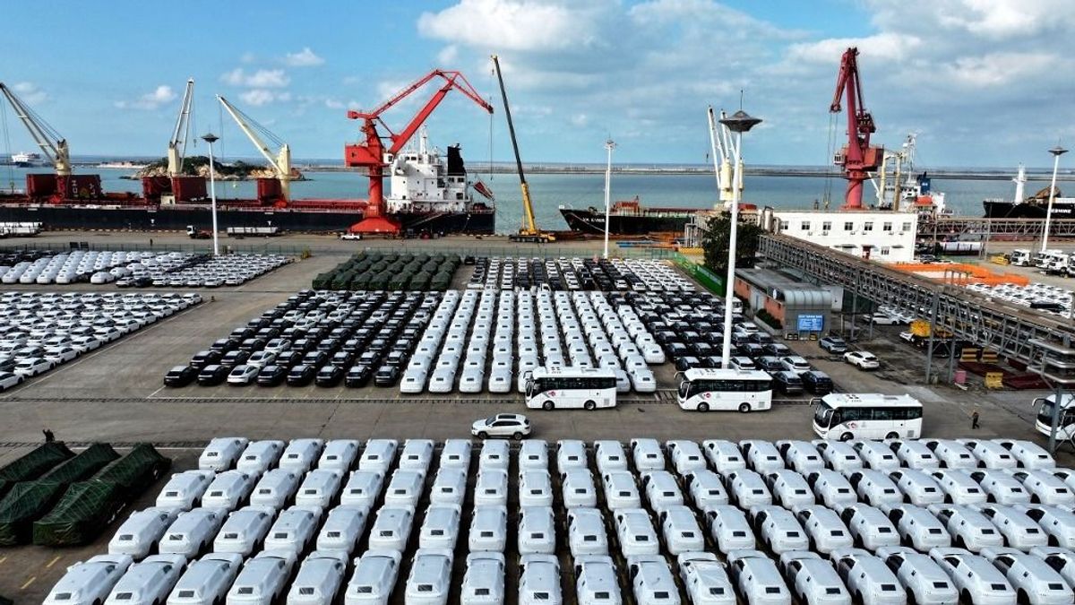 Piszkos kínai trükk: már a használtautó-piacot is leuralják nullkilométeres autókkal – sokkal olcsóbbak, de Pekingnek most elege lett 