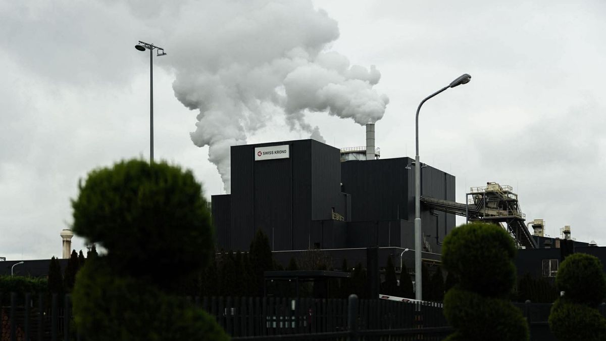 Átadta a gyárat a svájci multi Magyarországon, egy kisváros a helyszín: így már nem költöznek el a fiatalok – videó 