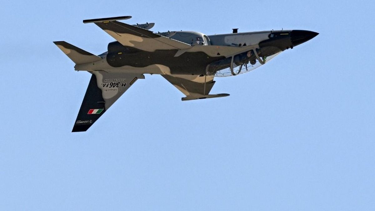 Ausztria hatalmas katonai üzletet kötött: meglepő országtól vásárol harcirepülőket – nem követi a magyarok példáját