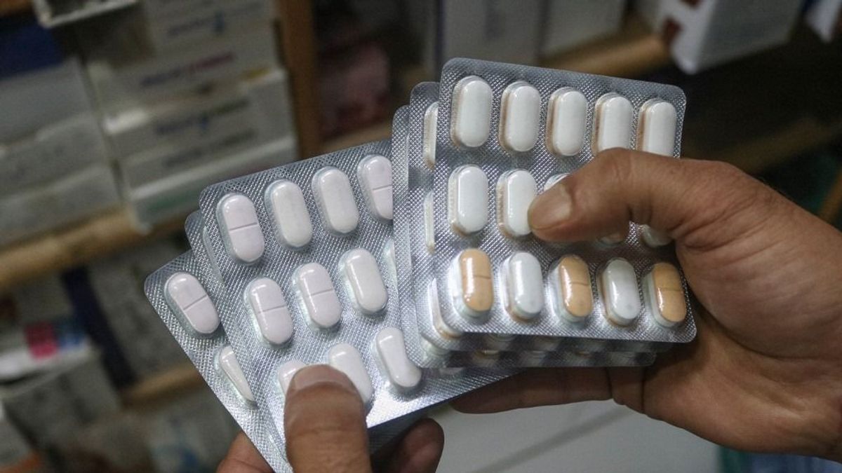 Bajban az európai gyógyszerpiac, Kínába és az USA-ba viszik a beruházásokat – óriási zuhanás kezdődött 