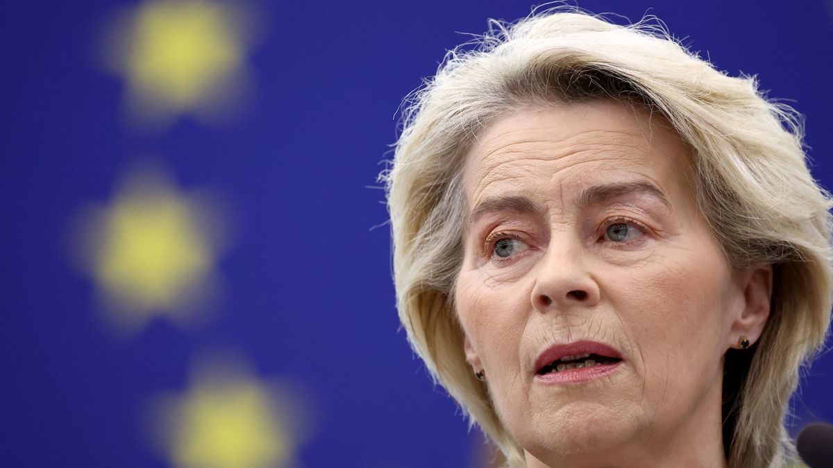 Ursula von der Leyen csak most eszmél rá: atombomba robbant ellene kedden – ez a botrány elsöpörheti a brüsszeli elitet 