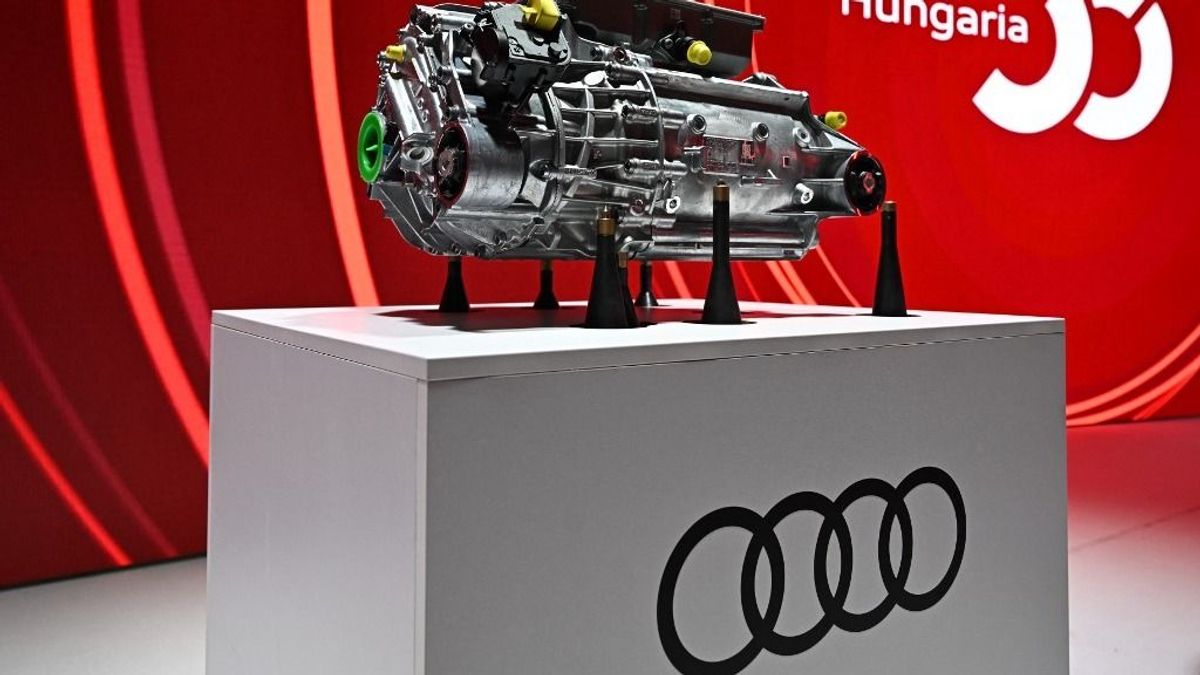 Kitálalt a győri Audi-gyár vezetője, őszintén elmondta, milyen helyzetben vannak: létszámstopot rendeltek el, nem csak a kínai autók okozzák a bajt – ezt tervezik a fizetésekkel 