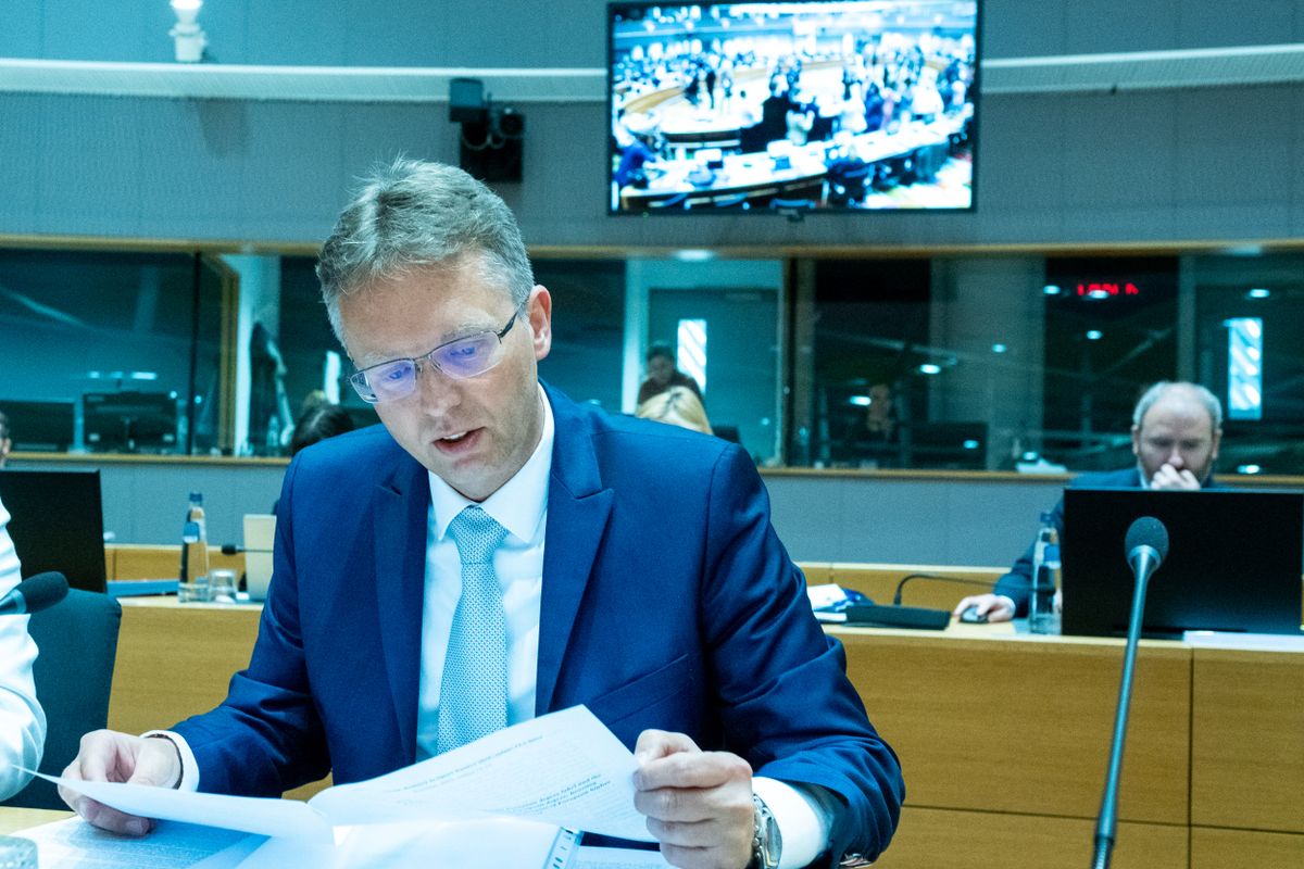 HUN-REN, Hankó Balázs