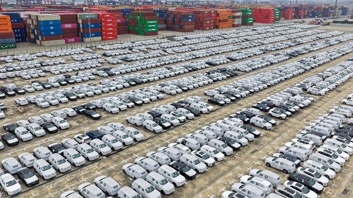 Hiába vették meg a kínaiak, elsorvad Európa egyik legnagyobb autógyártója: napokon belül bemutatja a csúcsmodelljét – ebben van minden reménye 