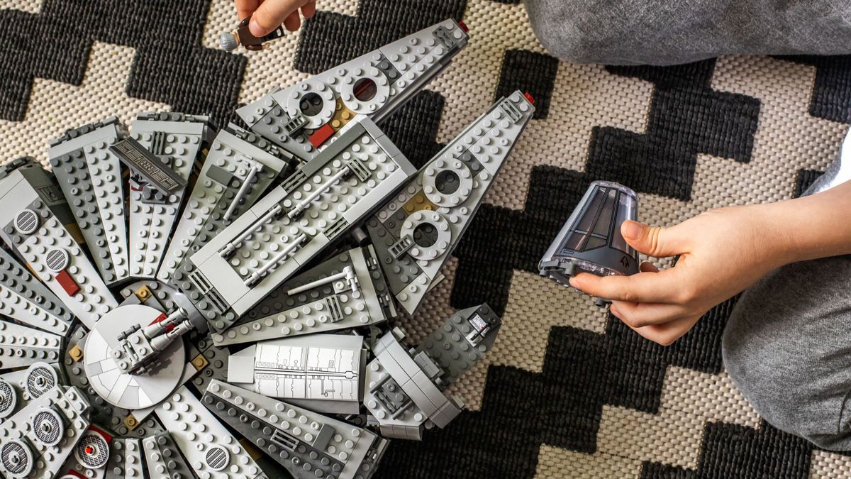 Elképesztő újdonságot mutatott be a Lego: jön az okoskocka, ami teljesen átformálja a játékélményt