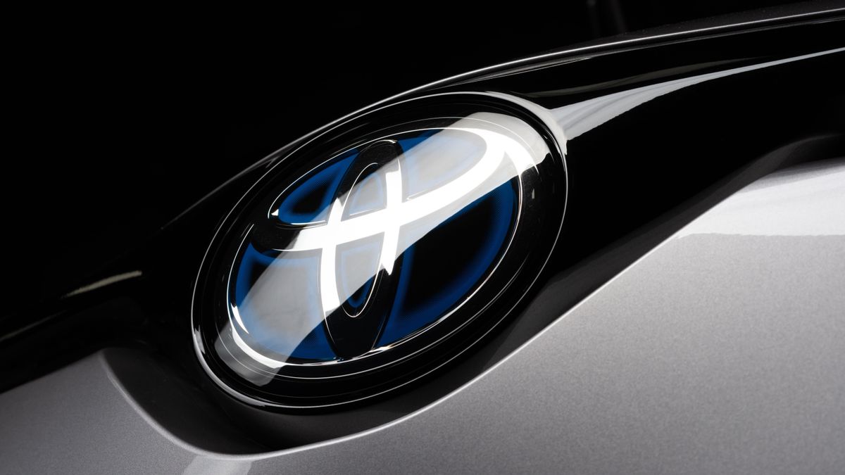 Bangkok,,Thailand,–,July,,20,2018:,Closeup,Of,Toyota,Logo