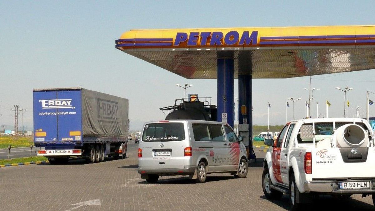 Ennyit az üzemanyagturizmusról: már olcsóbb Magyarországon a benzin, mint Romániában 