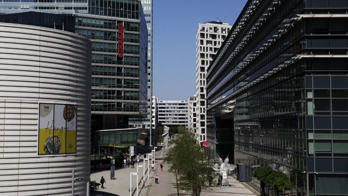 Bécsben találták meg az ukrajnai arany-wc párját, számolgatnak az osztrákok és nem hisznek a szemüknek 