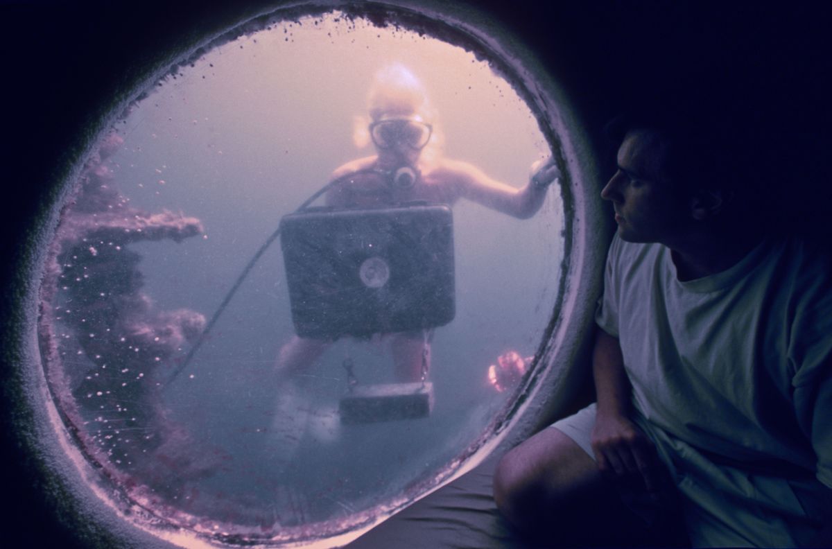 Jules Underwater Hotel, állás