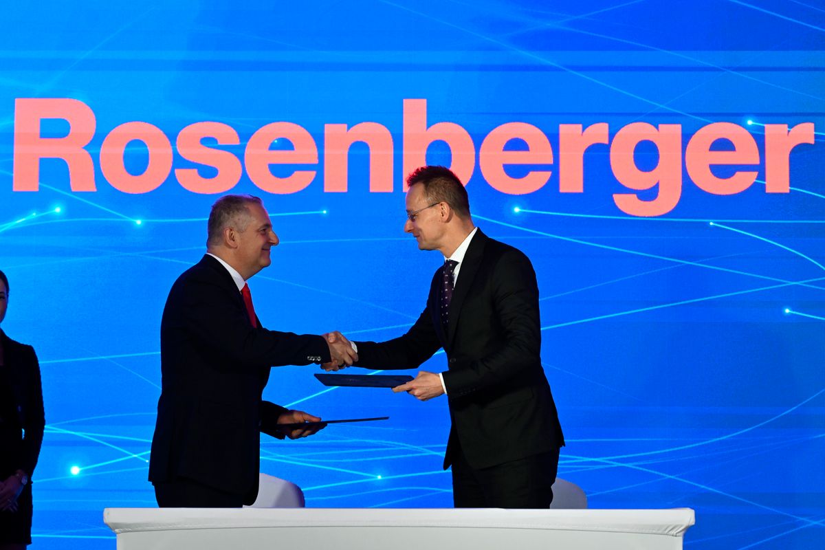 SZIJJÁRTÓ Péter Szijjártó Péter: a kormány megkötötte a 102. stratégiai együttműködési megállapodást a Rosenbergerrel. 