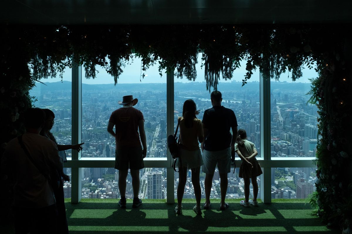 Tajvan Turns to Southeast Asian Tourists as Chinese Stay Away