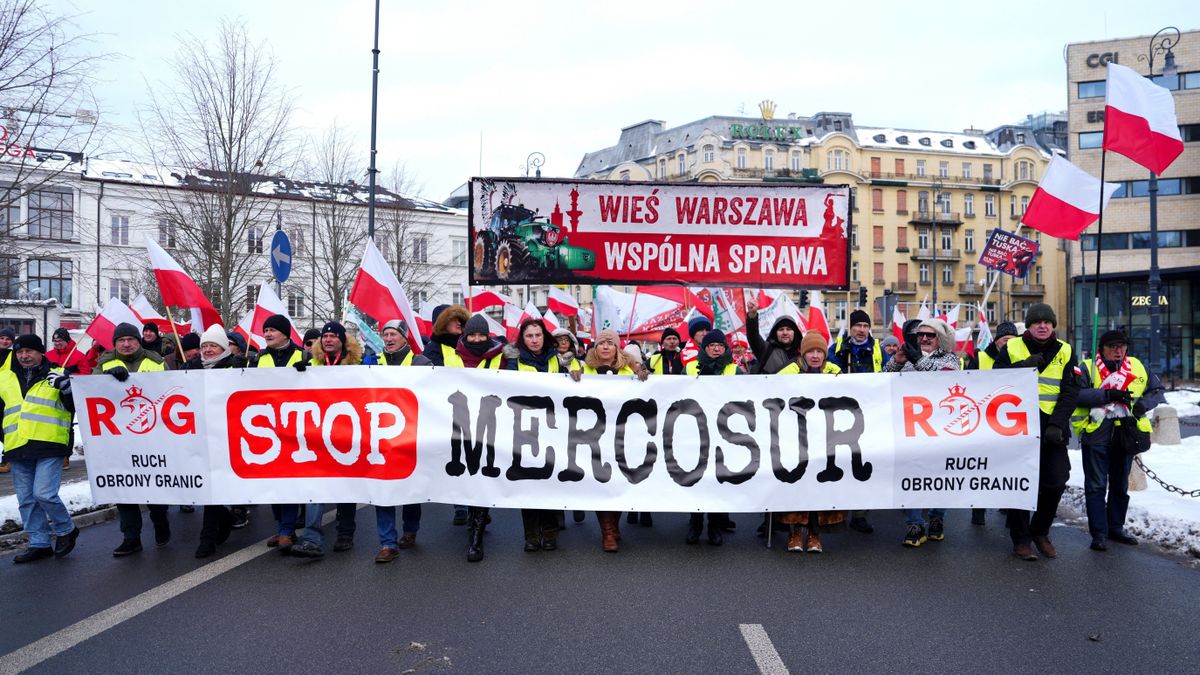Mercosur-megállapodás, Polish farmers protest against the Mercosur trade deal in Warsaw