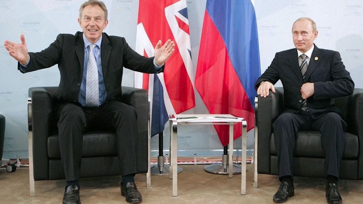 Putyint Orbán mellé ültetné a béketanácsba Trump – az oroszok mély gondolkodóba estek, Zelenszkij kardjába dől