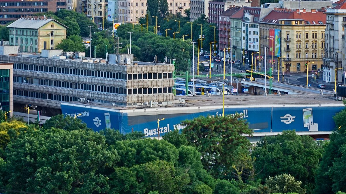 Váratlan fordulat: Lázár János tervei meghiúsultak, de a MÁV-vezér mégis bejelentette az egyik legnagyobb pályaudvar felújítását 