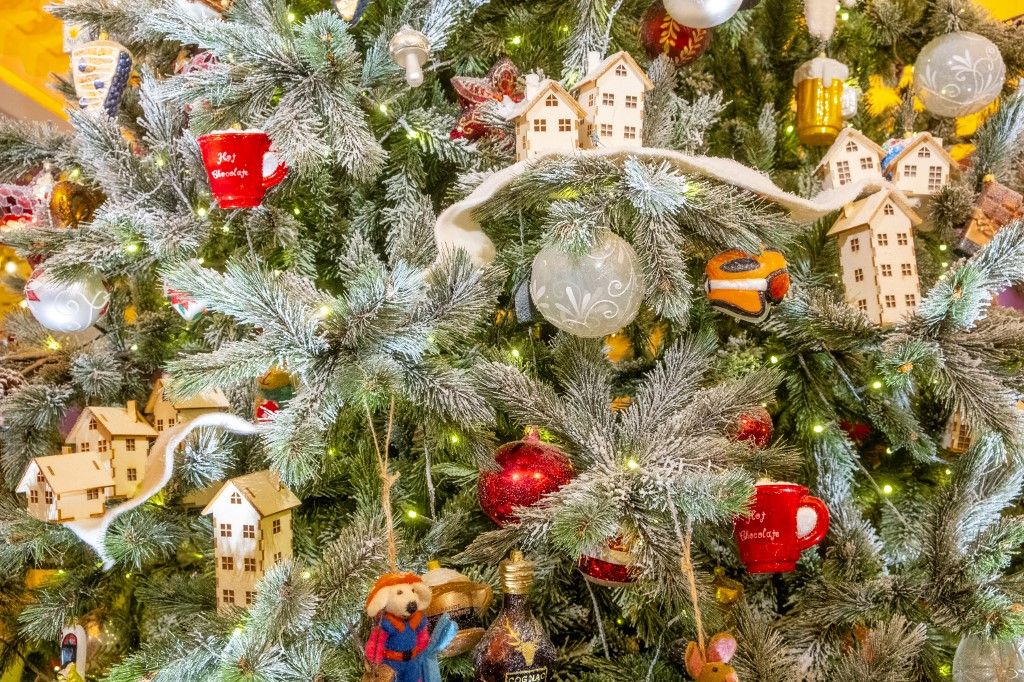 France paris bon marche department store during christmas holidays Máris eldőlt, munkaszüneti nap lesz-e december 24-e 2026-ban: ez a döntés a karácsonyról – új nemzetiséggel bővülhet Magyarország