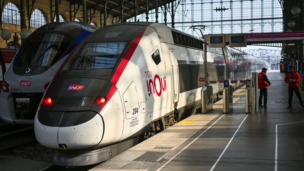 Áll a bál a Francia Nemzeti Vasúttársaság „gyermekmentes részlege” miatt 