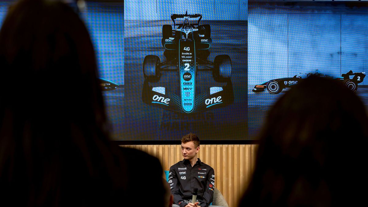 Szenzáció: beszáll a Formula-bizniszbe a 4IG és a One – ezt a fiatal magyar autóversenyzőt támogatják 