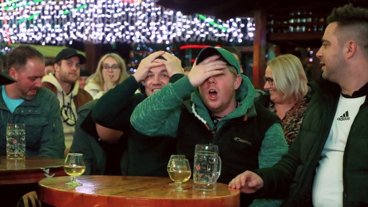 Pénzt fizet a besúgásért a helyi futballszövetség: közel húszezer forintos jutalom jár az illegálisan meccset adó kocsmák feljelentéséért 