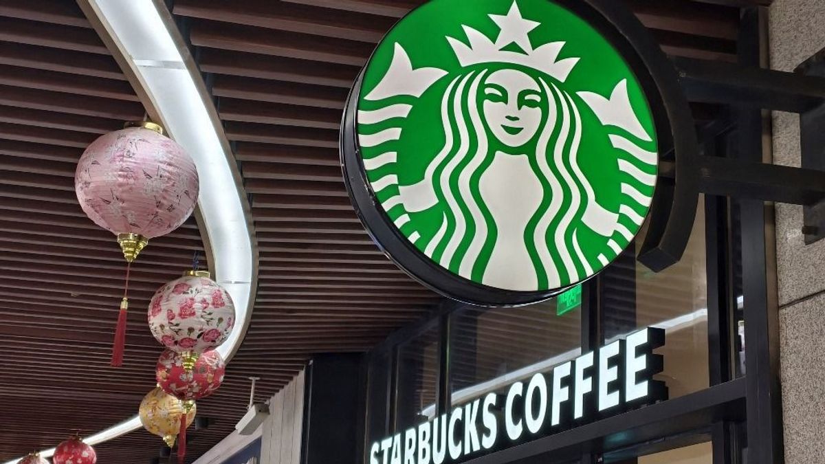 Felemás negyedévet zárt a Starbucks: nőtt a forgalom és a bevétel, de csökkent a profit