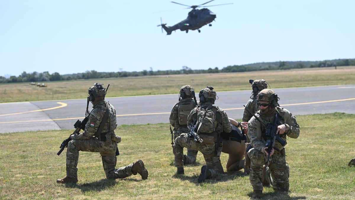 Magyarország új katonai bázisa: egész Közép-Európában alig akad párja - itt tart most az építkezés 