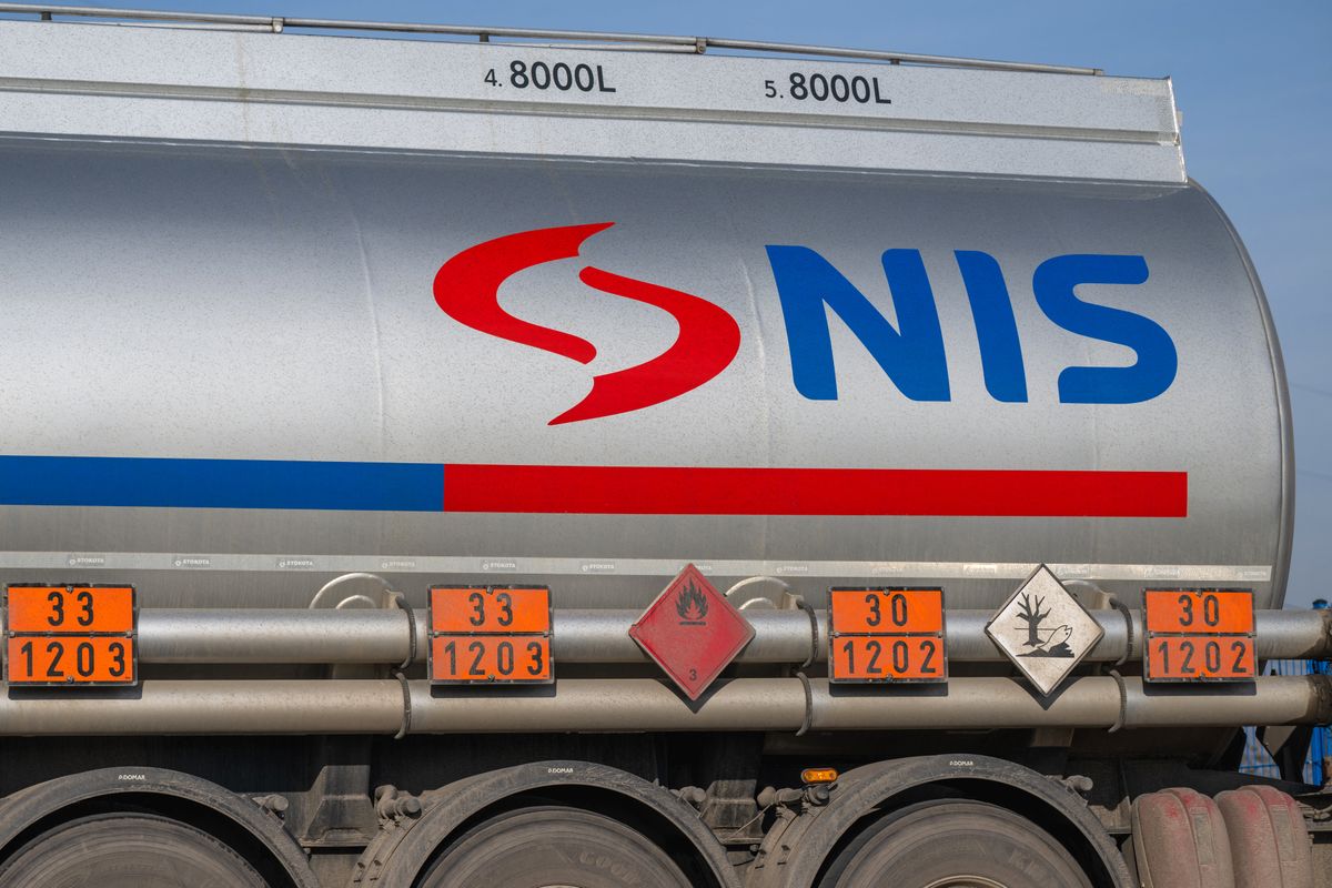 Vucsics ezzel szorongatta a Molt: kiderült, miből nem volt engedmény – „Moszkva megkapja a pénzét!”