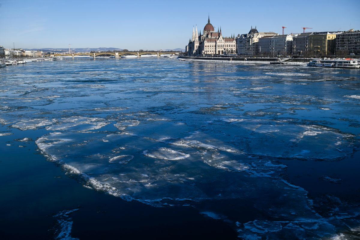 hideg idő, időjárás, tél, hó, viz csapadékónos eső, figyelmeztetés