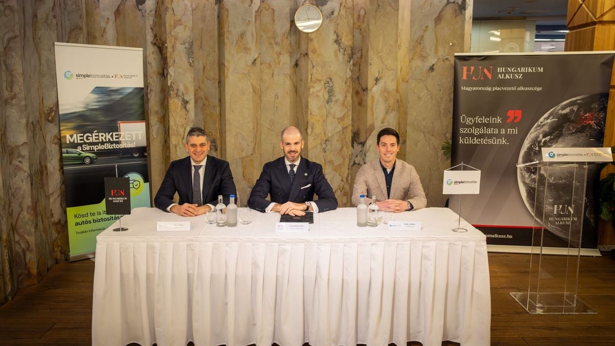 Új front nyílik az online biztosításközvetítésben: beszállt a Simple is 