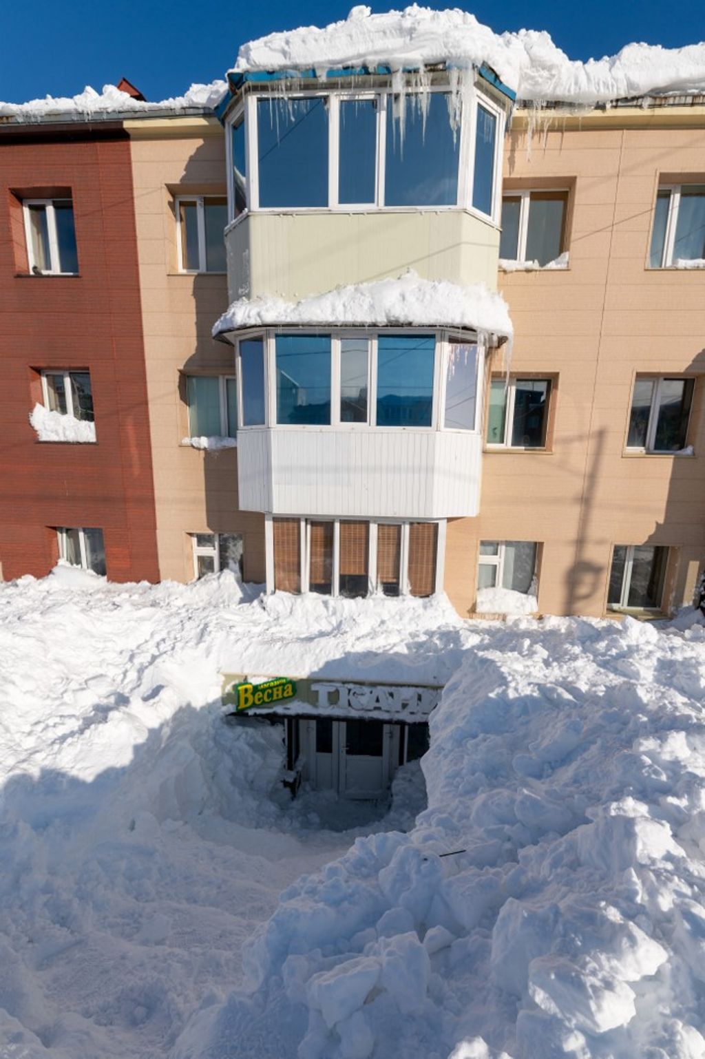 KAMCHATKA, RUSSIA - JANUARY 19: A view of the heaviest snowfall in the past 30 years is seen in Kamchatka Peninsula, Russia on January 19, 2026. The real conditions and daily life on streets and avenues are seen after images of the snowfall spread widely 