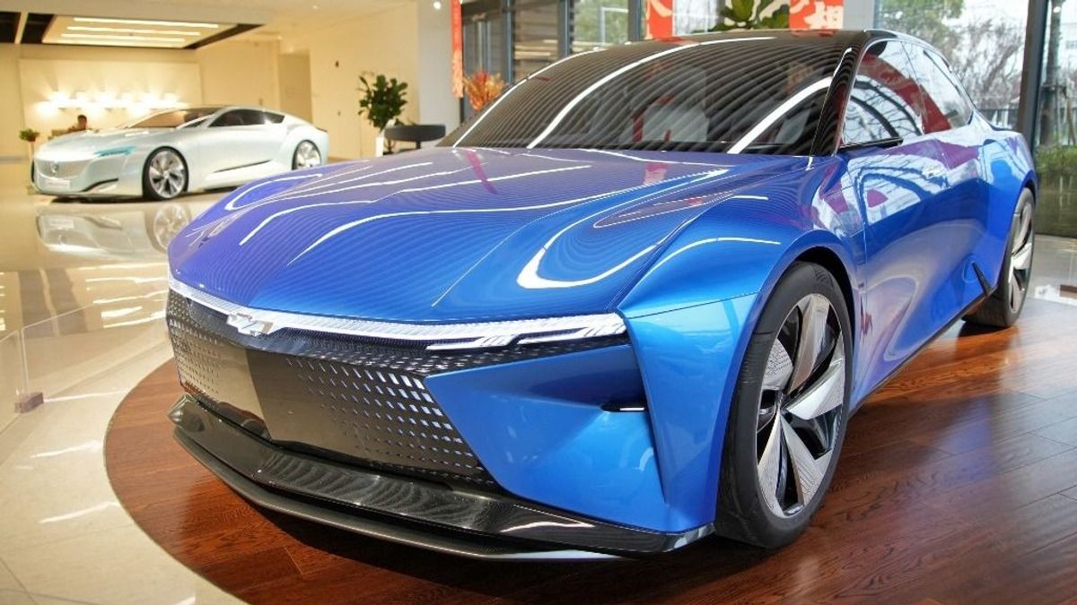 Amerika legnagyobb járműgyártója kiheverte az elektromos sokkot és visszatért a benzinfaló monstrumokhoz – nem kell szépíteni, úgy viszik őket, mint a cukrot 