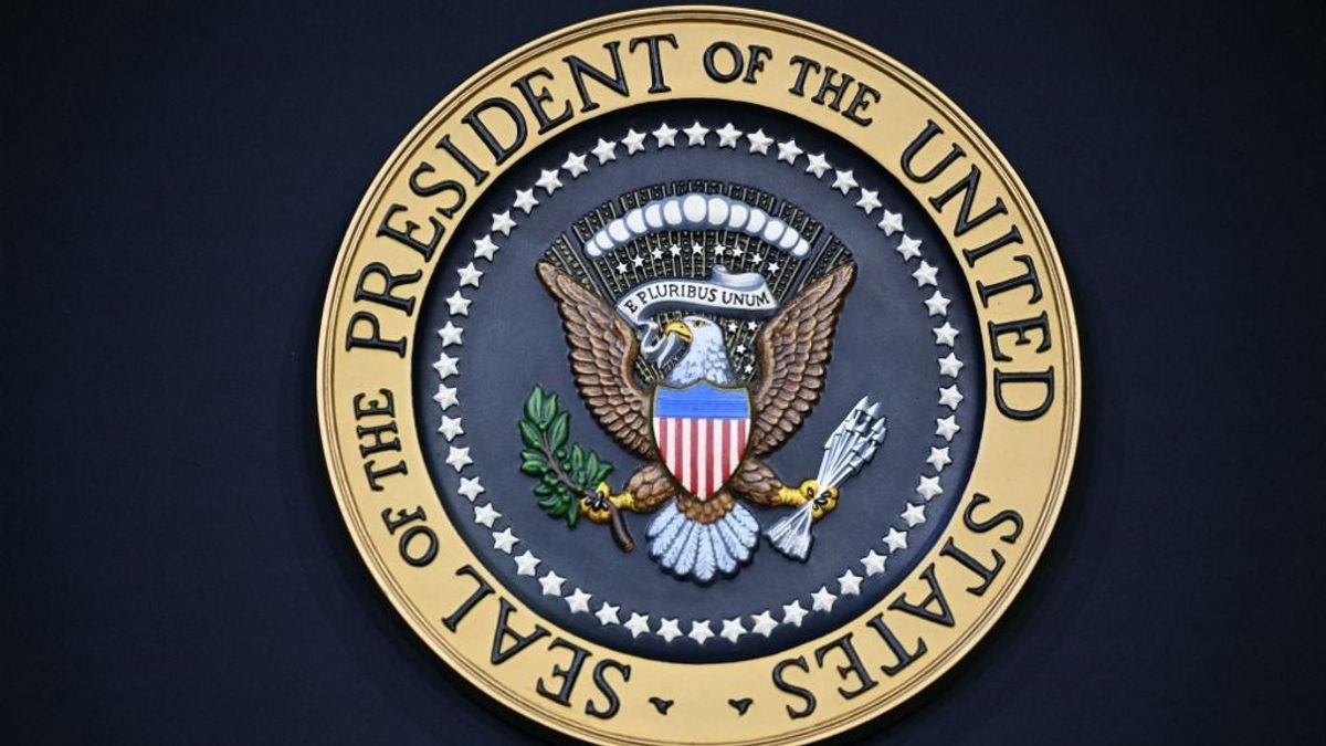 Megint Trump fejéhez szegezik a fegyvert, amit már túlélt, de most szenvedélyesen figyelmeztette a republikánusokat