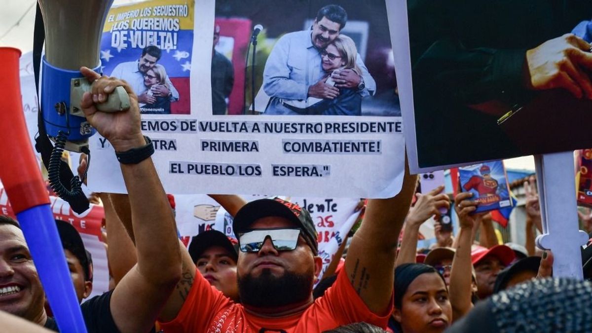 Maduro üzent a börtönből, miközben az USA azonnali menekülésre szólította fel polgárait