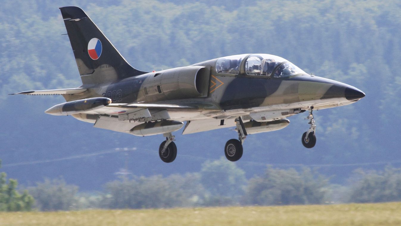 Hirtelen rácsapta az ajtót Zelenszkijre az egyik legfontosabb európai szövetségese: mégse adja el Ukrajnának a harci repülőgépeit – kitört a botrány Kép