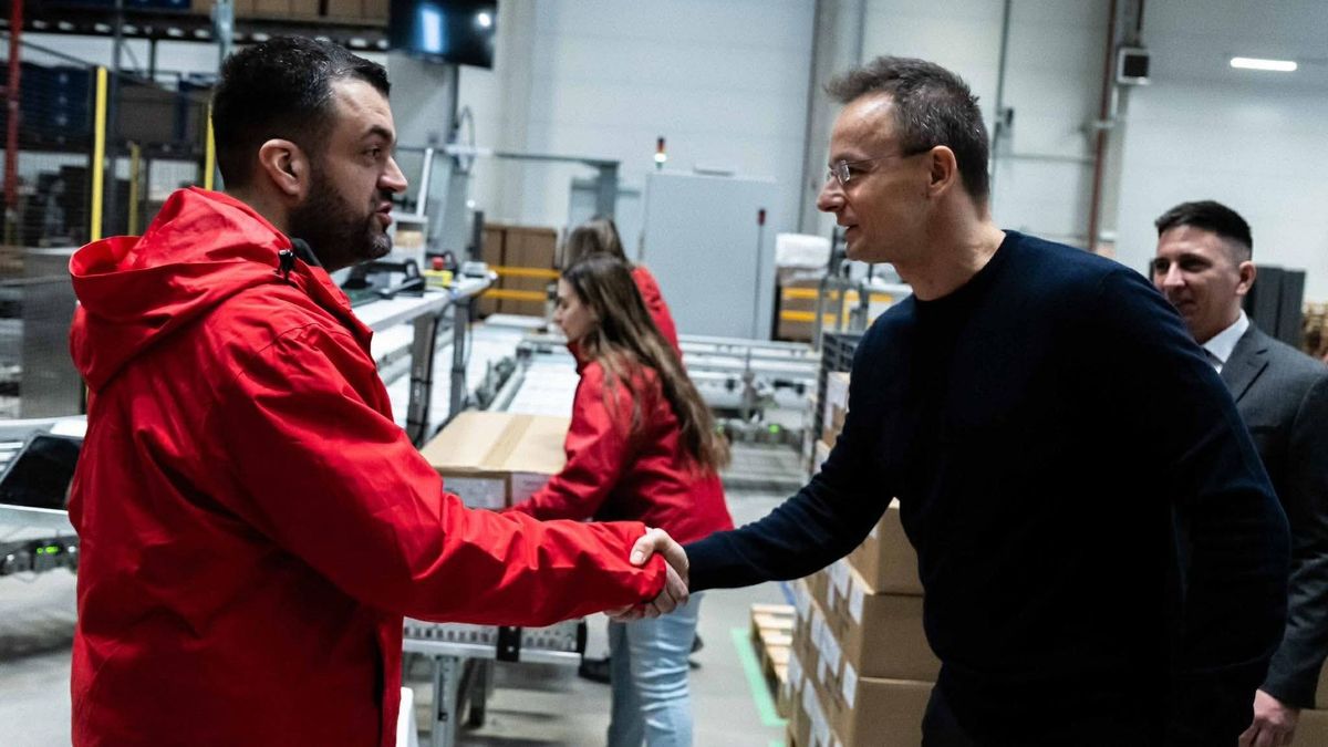 Döntött az óriás cég: Magyarországon építi fel új szolgáltató központját – a BMW és a Mercedes is profitál a beruházásból