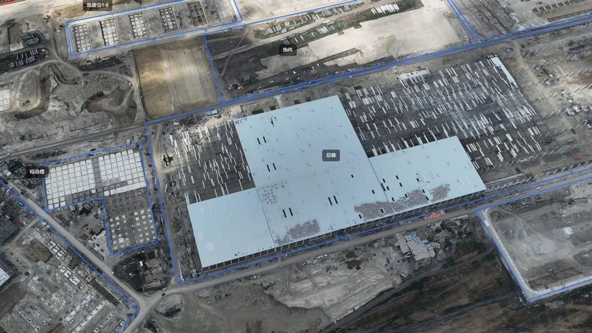 Szegedi BYD-gyár: annyian járnak majd külföldről dolgozni, hogy külön sávot nyitnak az ingázóknak a magyar határon – megszólaltak a kínaiak az átadásról 