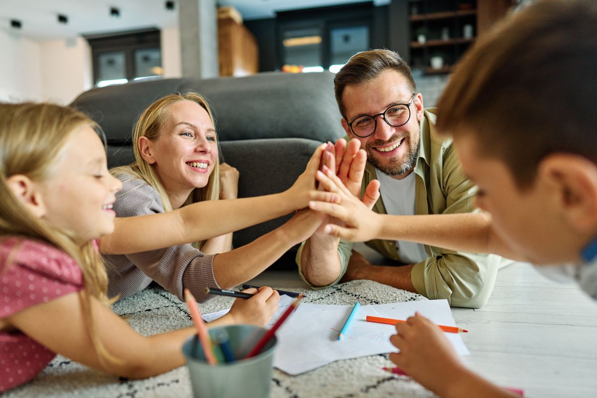 Államháztartás: költségvetés februárban is a családokat és a nyugdíjasokat támogatta