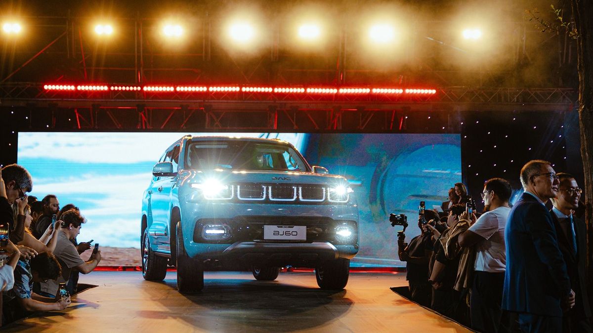 Ezzel minden megváltozik: új kínai autómárka jelentette be, hogy Magyarországon folytatja, ilyen modelleket gyárt – indulhat a verseny 