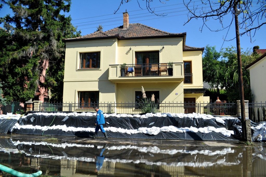 Flooding Of The Danube In Vac, Hungary