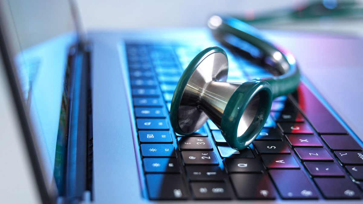 MI a műtőben? Nagy dobra verik a technológiai forradalmat, a műhibákat már kevésbé – sorra érkeznek a hibabejelentések az orvosi robotokról 