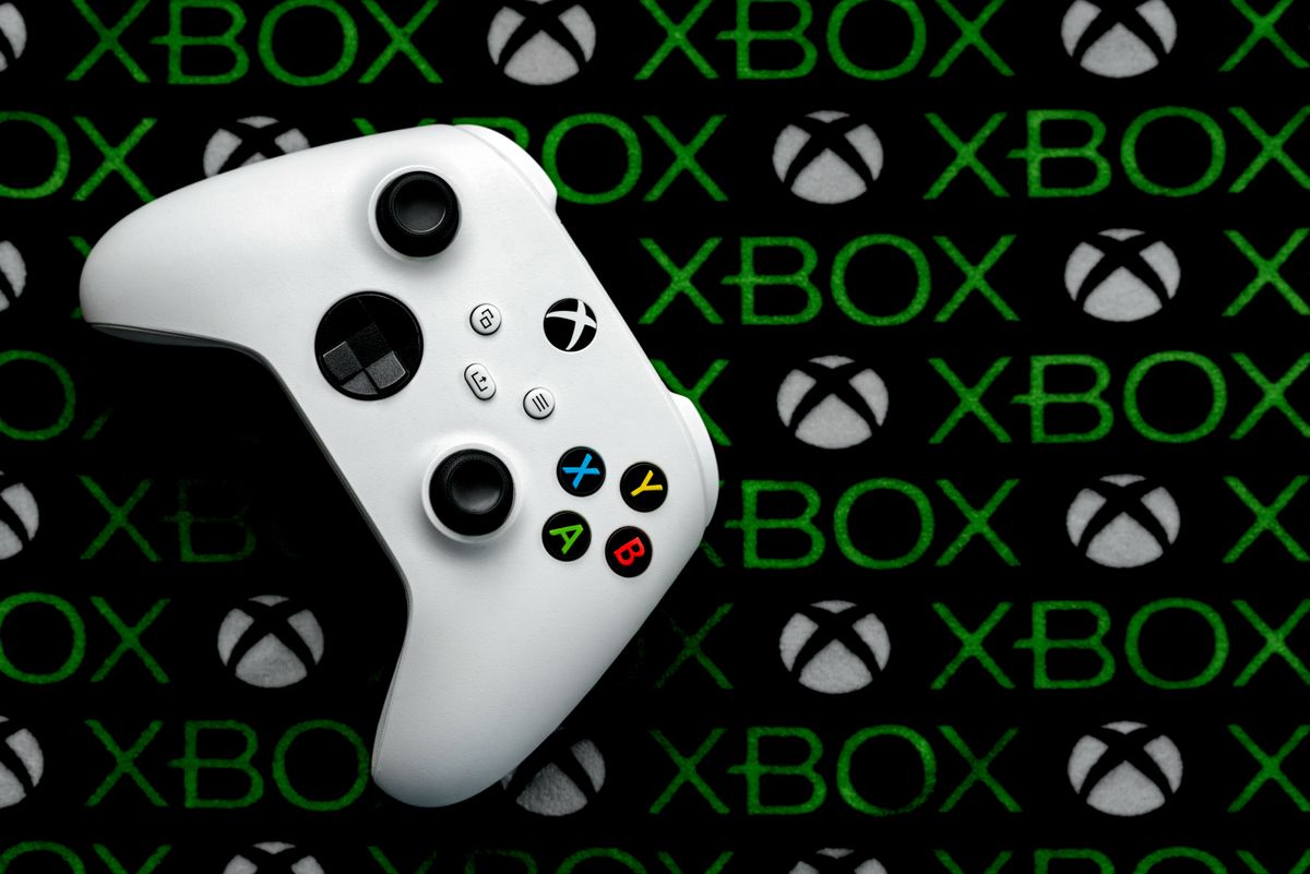 Leon-spain-15,May,2025.,Top,View,Of,Xbox,White,Gaming,Wireless
