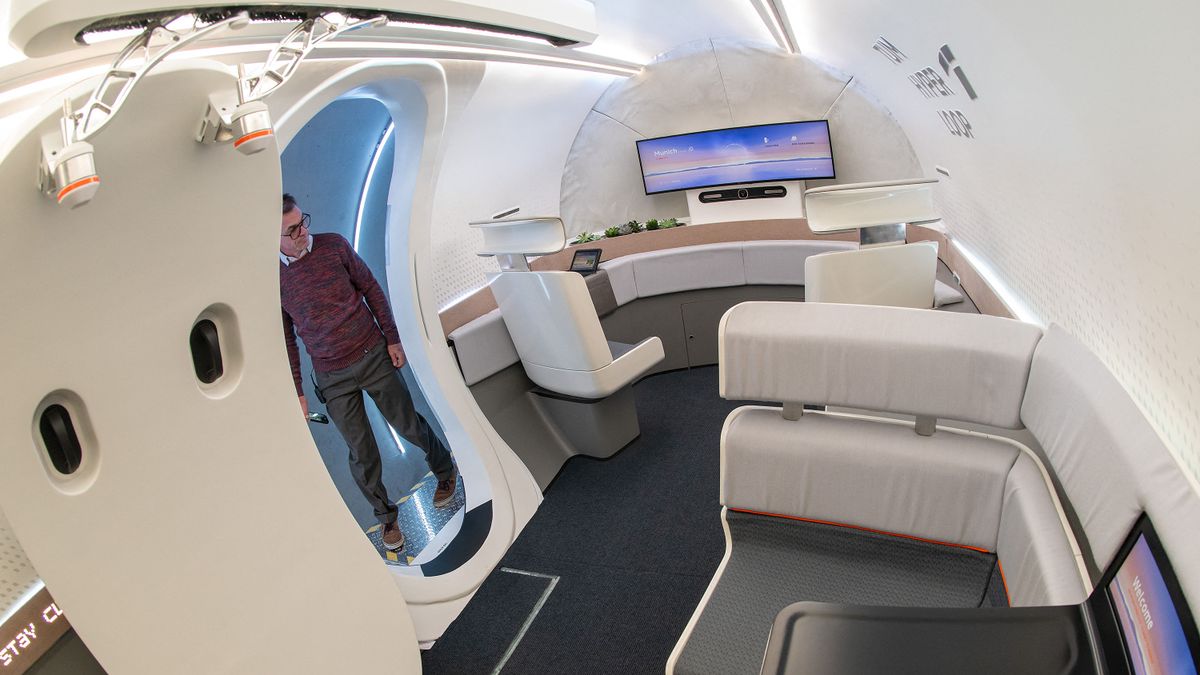 Opening of the Hyperloop test track