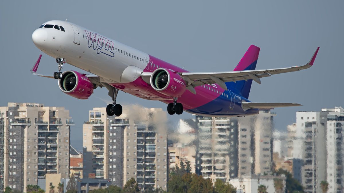 Ben,Gurion,Airport,,Israel,–,2025.09.27:,Wizz,Air,Airbus,A321neo
Wizz Air