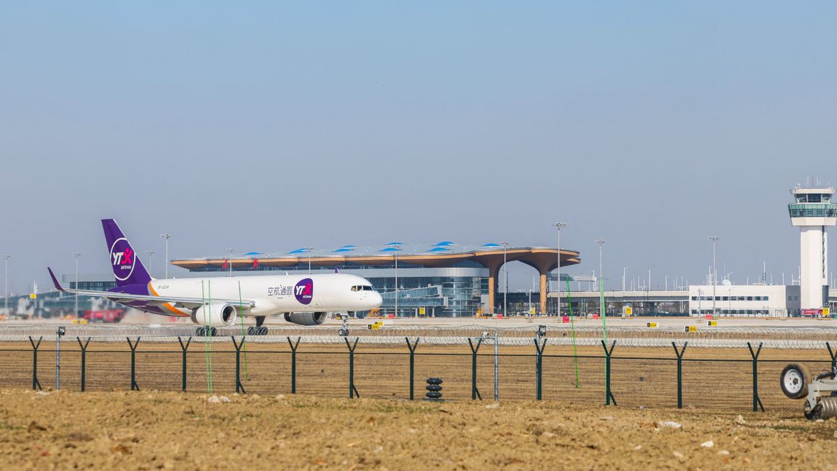 CHINA-ZHEJIANG-JIAXING-NANHU AIRPORT-OPERATION (CN) kína csiahszingi teherszállítási repülőtér