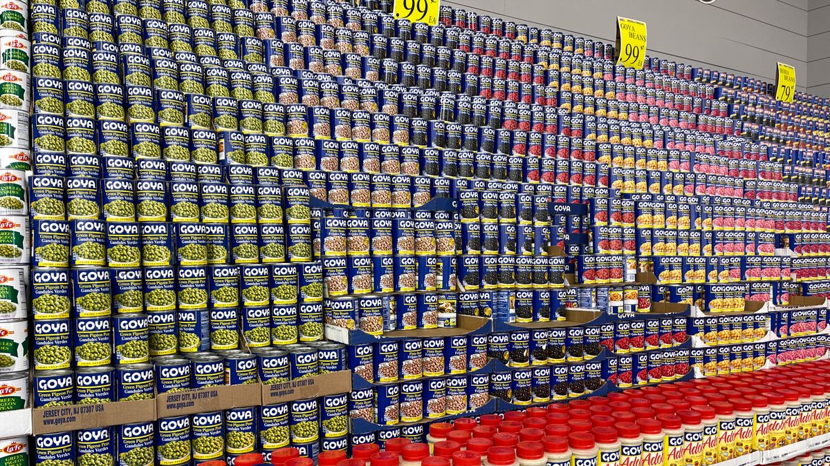 Orlando,fl,Usa,-,January,18,,2021:,The,Goya,Canned,Peas