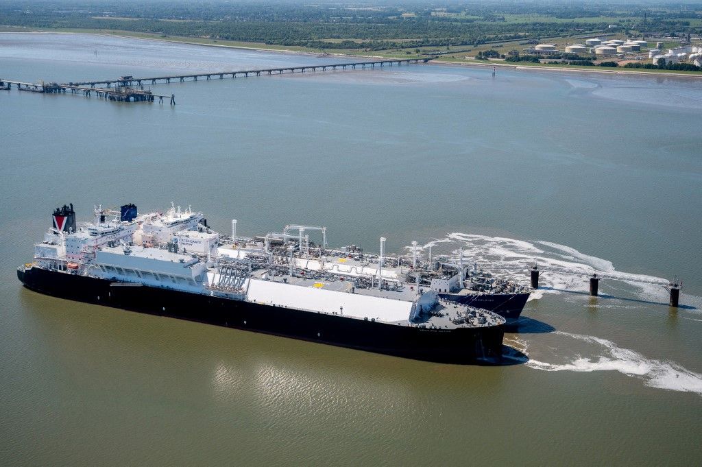 LNG terminal with "Excelsior" in Wilhelmshaven Németország levált az orosz gázról, most 7000 kilométerről akar LNG-t vásárolni – óriási pénzbe kerül az adófizetőknek