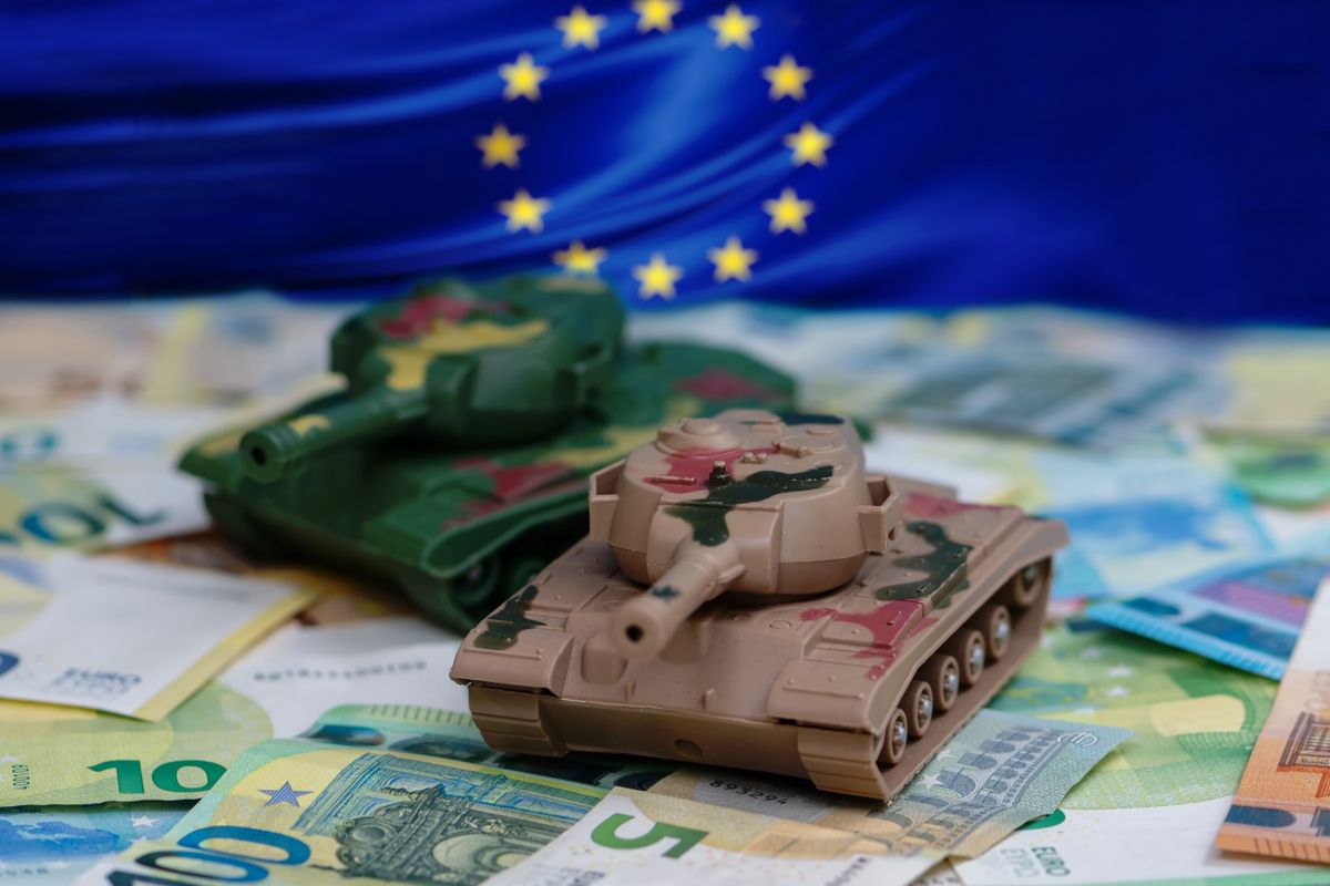 Figyelmeztetnek a nagy katonai vezetők: Európa gyors leválása az amerikai védelemről komoly veszélyekkel járhat