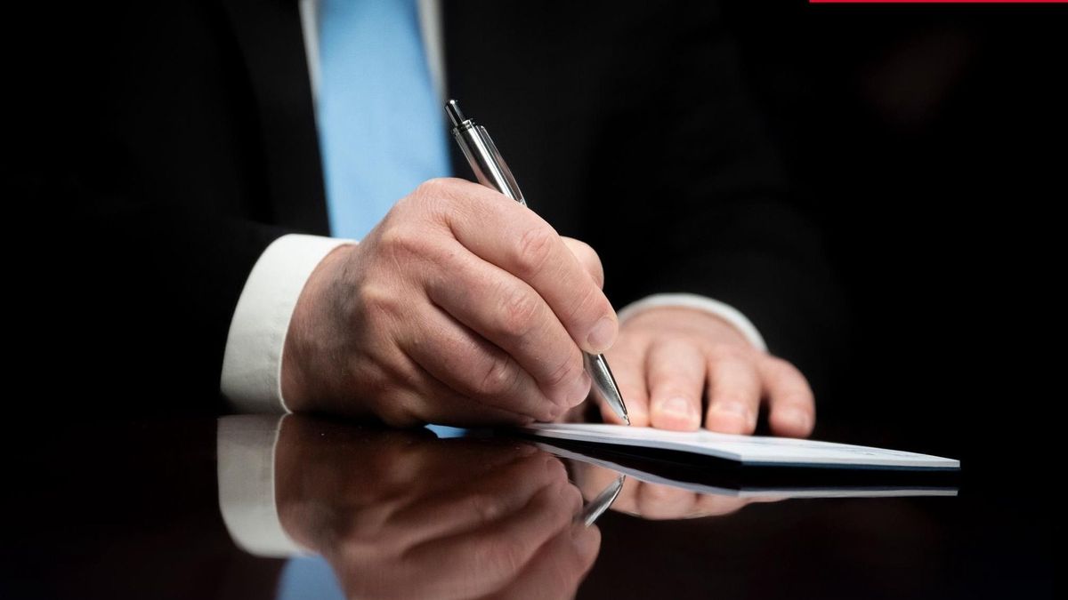 Orbán Viktor nyílt levelet írt Zelenszkijnek, most bárki elolvashatja: az ukrán elnök kőkemény felszólítást kapott -  "Azonnal nyissa meg a Barátság kőolajvezetéket" 